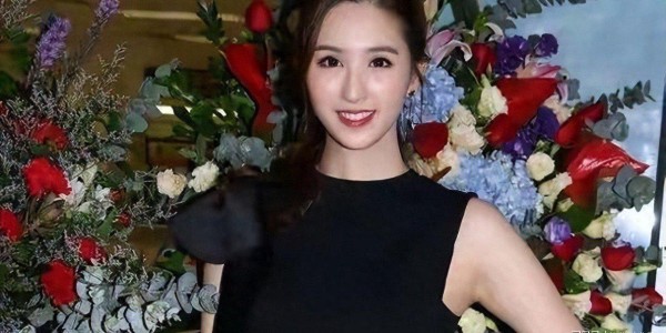 必威体育登录入口-体操女神退役后恋大51岁干爹，开启人生新篇章